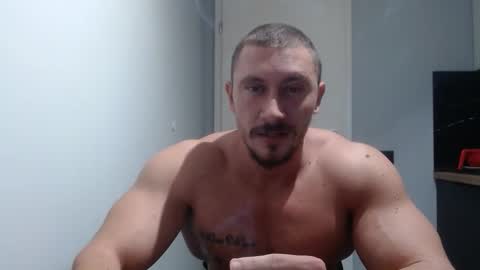  ------- SEX SHOW WITH GUYS AND GIRLS  MUSCLE SHOW online show from October 2025 02:37:01 PM