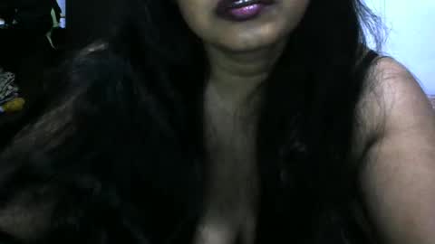 Snapshot of angelpriya555 chatting on December 2024 06:17:02 PM angelpriya555 online show from December 2024 06:17:02 PM