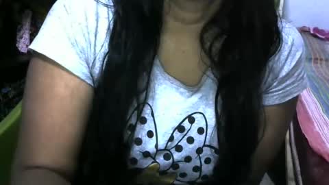 Snapshot of angelpriya555 chatting on December 2024 05:42:01 PM angelpriya555 online show from December 2024 05:42:01 PM