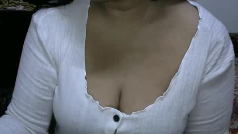Snapshot of angelpriya555 chatting on January 2025 06:07:01 PM angelpriya555 online show from January 2025 06:07:01 PM