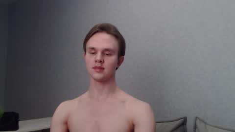 Angel online show from March 2025 06:01:02 PM