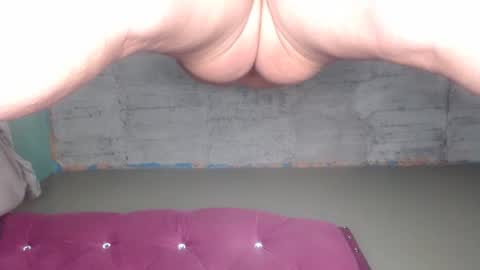 Snapshot of angels_0001 chatting on July 2026 10:12:01 PM angels_0001 online show from July 2026 10:12:01 PM