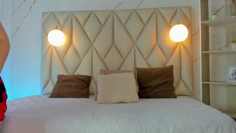 ANGIE online show from November 2025 11:58:01 AM