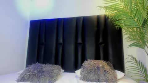 angi_lozano online show from October 2025 03:07:02 AM