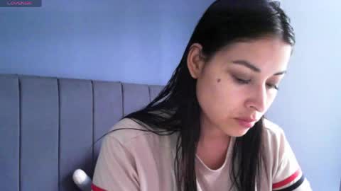 Angiebaxt online show from May 2026 04:37:01 PM