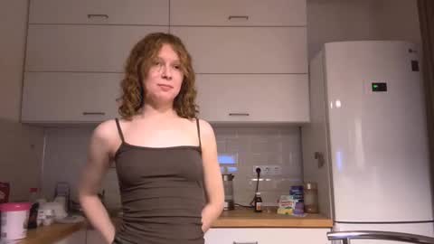 Hello My name is Sarah  im new model here and little but shy. online show from November 2025 05:55:02 PM