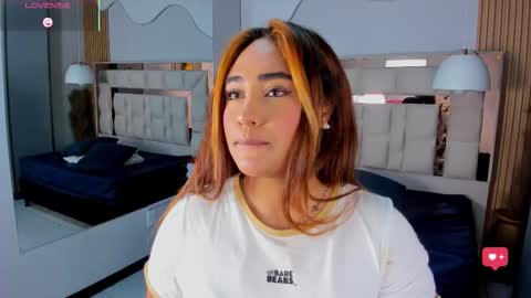 Anguel  online show from November 2025 04:23:02 AM