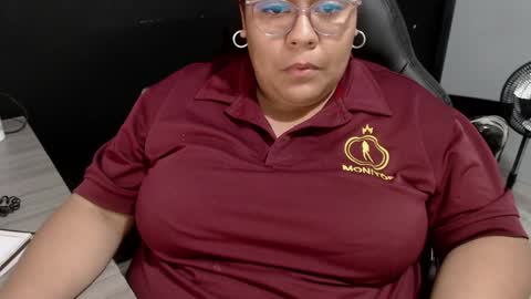Snapshot of angy_ro12 chatting on January 2025 06:52:01 AM angy online show from January 2025 06:52:01 AM