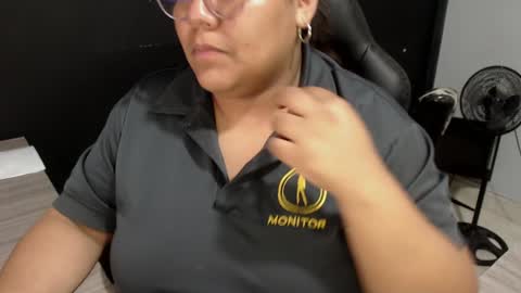 Snapshot of angy_ro12 chatting on January 2025 06:24:02 AM angy online show from January 2025 06:24:02 AM