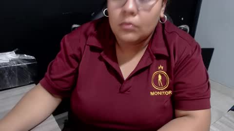 Snapshot of angy_ro12 chatting on February 2025 11:21:02 PM angy online show from February 2025 11:21:02 PM