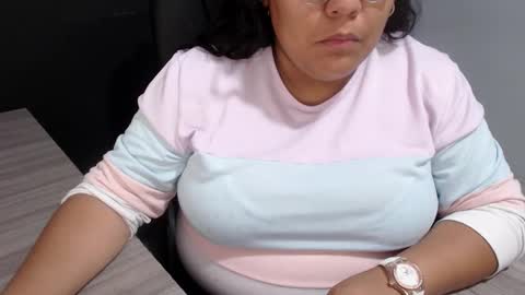 Snapshot of angy_ro12 chatting on September 2025 11:56:02 AM angy online show from September 2025 11:56:02 AM