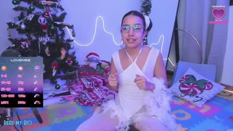 Snapshot of anhala_ chatting on December 2024 04:04:02 AM Anhala Rivera online show from December 2024 04:04:02 AM