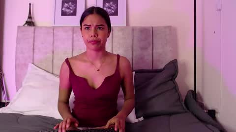     online show from November 2025 07:16:02 PM