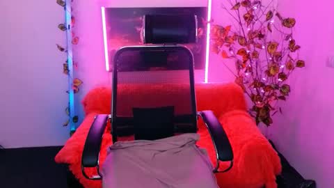 Aniela online show from October 2025 07:53:02 AM