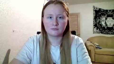 Anika online show from October 2025 07:44:01 PM