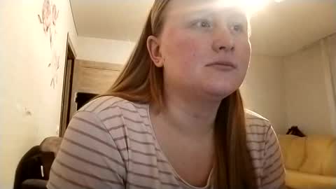 Anika online show from October 2025 10:10:01 PM