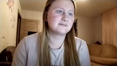 Anika online show from December 2025 11:02:01 PM