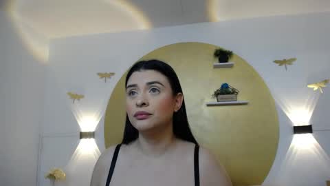 Snapshot of anikaromanof chatting on June 2026 11:33:01 AM Anika Romano online show from June 2026 11:33:01 AM