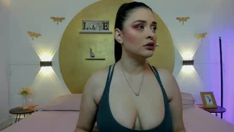 Snapshot of anikaromanof chatting on June 2026 11:42:02 AM Anika Romano online show from June 2026 11:42:02 AM