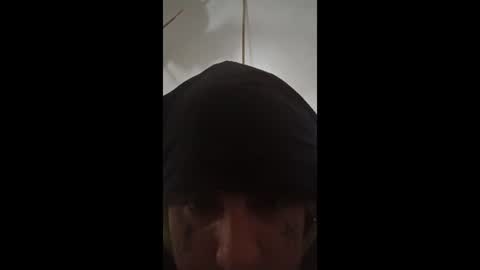 Snapshot of animebruxaschocolates chatting on November 2025 05:18:02 AM Resident Evil online show from November 2025 05:18:02 AM