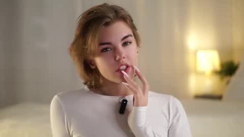 Snapshot of anishavivo chatting on November 2025 12:29:02 PM AnishaVivo online show from November 2025 12:29:02 PM