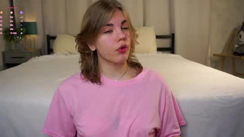 AnishaVivo online show from April 2026 12:33:01 PM