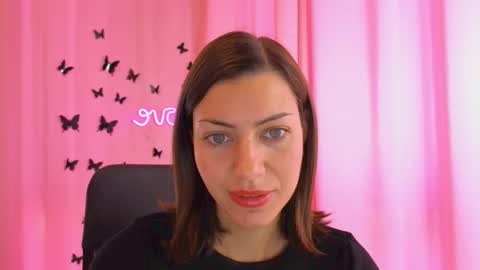 Anni online show from October 2025 06:25:02 AM