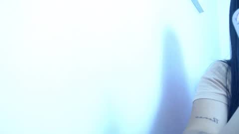 ana independent model online show from February 2025 06:34:02 AM