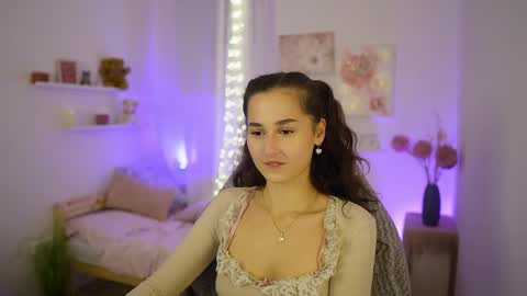 Anita Grey online show from October 2025 07:43:01 PM