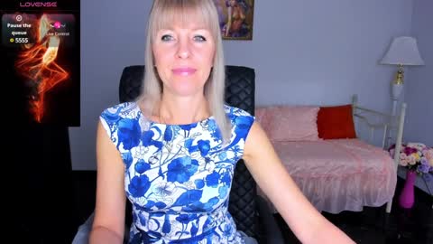 Snapshot of anita_tayson chatting on January 2025 06:53:02 AM Anita online show from January 2025 06:53:02 AM