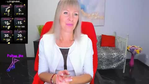 Anita online show from October 2025 07:01:02 AM