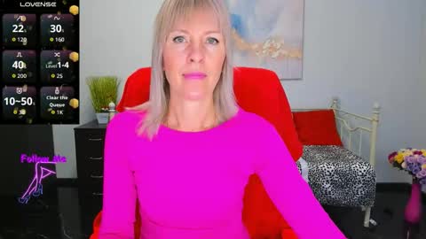 Anita online show from November 2025 07:03:01 AM