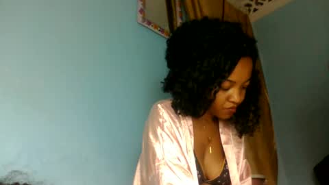 Snapshot of anitaazzh chatting on June 2026 06:30:02 PM anitaazzh online show from June 2026 06:30:02 PM