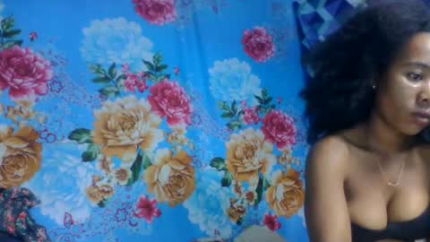 Snapshot of anitaazzh chatting on June 2026 02:30:01 PM anitaazzh online show from June 2026 02:30:01 PM