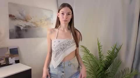 Anita online show from October 2025 04:30:01 PM