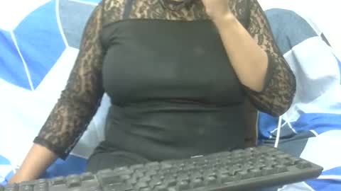 anjali_dogra786 online show from September 2025 05:18:01 PM