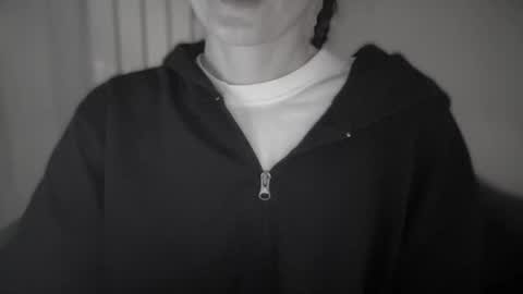 Anje online show from November 2025 10:12:01 PM