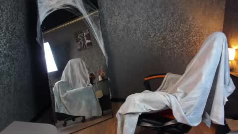 Snapshot of anjella_botton chatting on May 2026 07:40:02 PM Angel online show from May 2026 07:40:02 PM