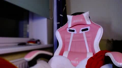 Ann online show from December 2024 07:21:01 PM