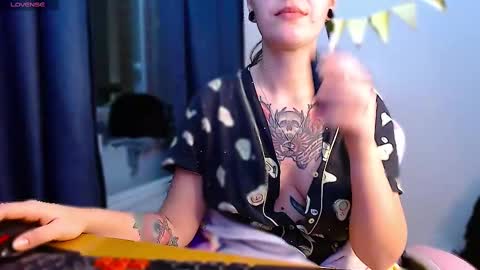 Ann online show from February 2025 04:42:02 PM