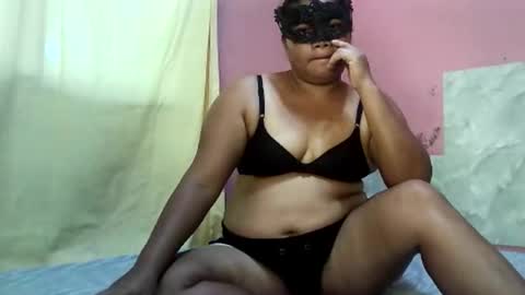 ann_rose2025 online show from October 2025 12:53:01 AM