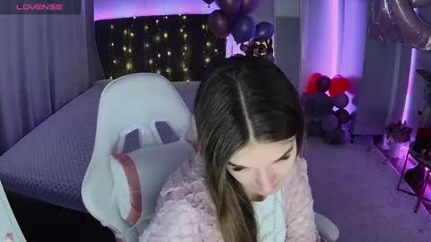 ann_woood online show from March 2026 07:38:01 AM