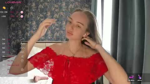 Snapshot of anna_aaaa chatting on June 2026 10:39:01 AM Anna online show from June 2026 10:39:01 AM