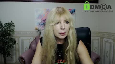 Snapshot of anna_ditrih chatting on December 2024 12:40:02 PM Anna Ditrih online show from December 2024 12:40:02 PM