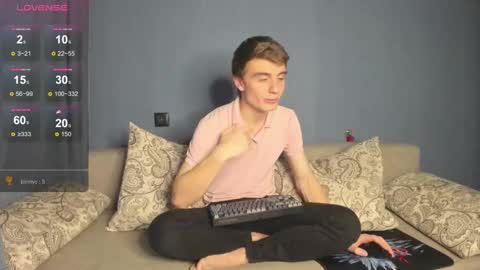 Snapshot of anna_jason chatting on February 2025 08:31:02 PM Fansly Jason sweet ass online show from February 2025 08:31:02 PM