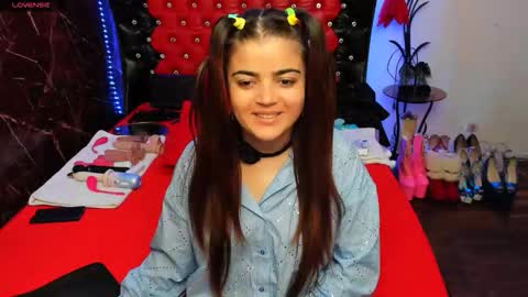 Snapshot of anna_lwice chatting on September 2025 01:33:02 AM Ana online show from September 2025 01:33:02 AM