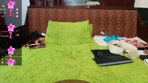 Snapshot of anna_lwice chatting on October 2025 07:49:02 AM Ana online show from October 2025 07:49:02 AM