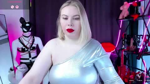 Snapshot of anna_maxwell chatting on May 2026 02:06:02 AM Anna online show from May 2026 02:06:02 AM