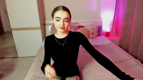 Snapshot of anna_nickol chatting on February 2025 03:36:02 PM Anna online show from February 2025 03:36:02 PM