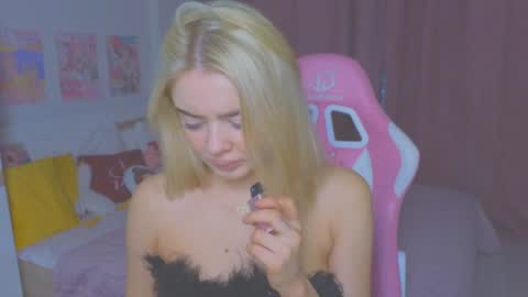 Snapshot of anna_nickol chatting on June 2026 06:45:02 PM Anna online show from June 2026 06:45:02 PM